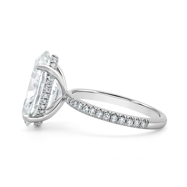 Lab Grown Oval Cut Diamond