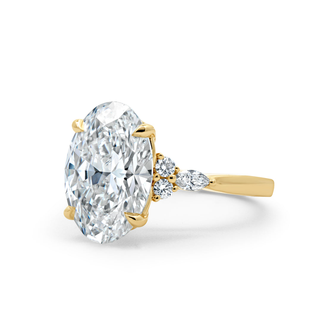 Lab Grown Oval Cut Diamond