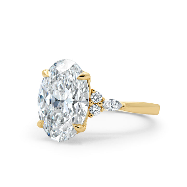 Lab Grown Oval Cut Diamond